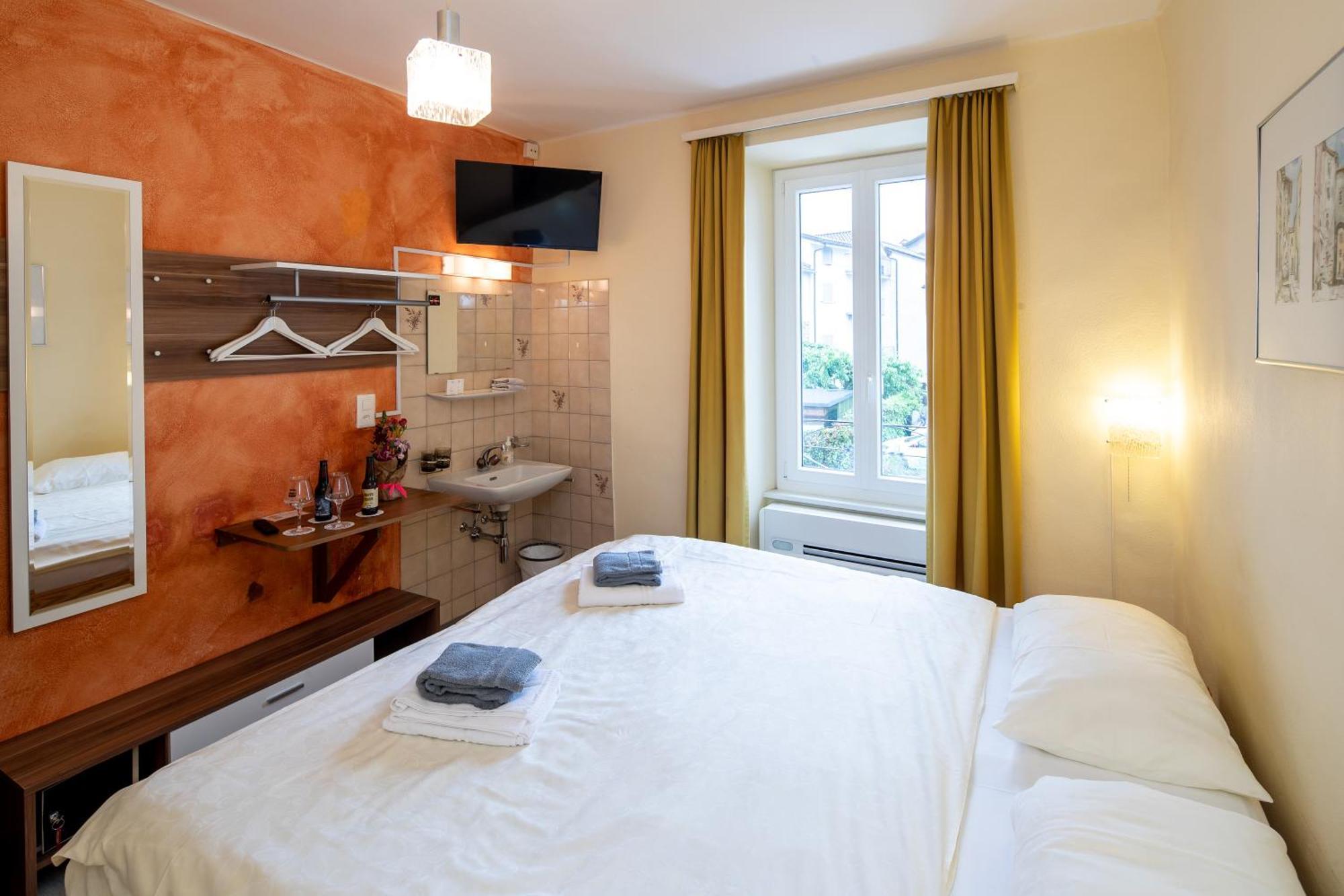 Albergo Pensione San Giorgio Losone Luaran gambar